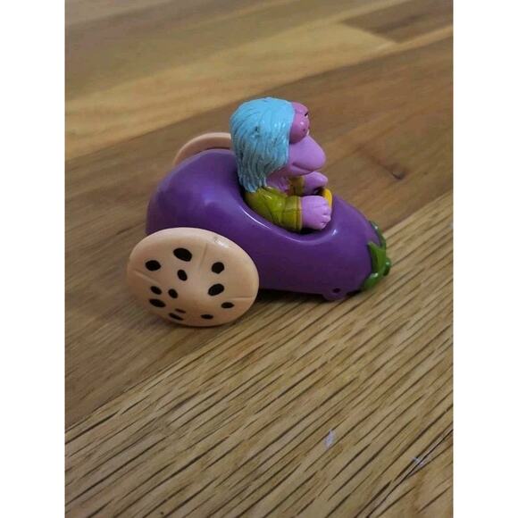 1988 McDonald’s Fraggle Rock Boober Veggie Car Pull-Back Toy – Jim Henson - Picture 4 of 6